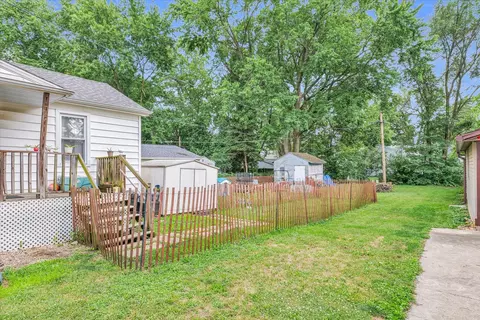 916 E Sangamon Ave, Rantoul, IL 61866 photo 28