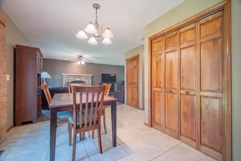 Dining - 2816 Brighton Ln, Bloomington, IL 61704 photo 2 of 2