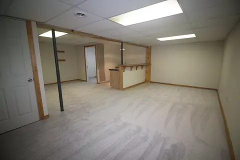 Living - 2816 Brighton Ln, Bloomington, IL 61704 photo 6 of 7