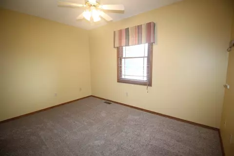 Bedroom - 2816 Brighton Ln, Bloomington, IL 61704 photo 11 of 12