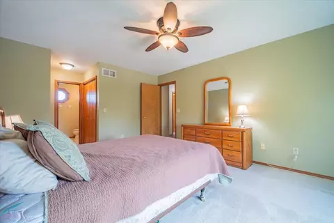 Bedroom - 2816 Brighton Ln, Bloomington, IL 61704 photo 2 of 12