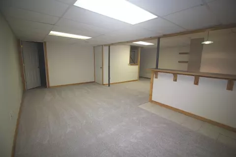 Living - 2816 Brighton Ln, Bloomington, IL 61704 photo 7 of 7