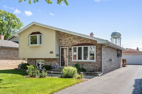 Exterior - 511 Maple Ln, Hillside, IL 60162 photo 5 of 5