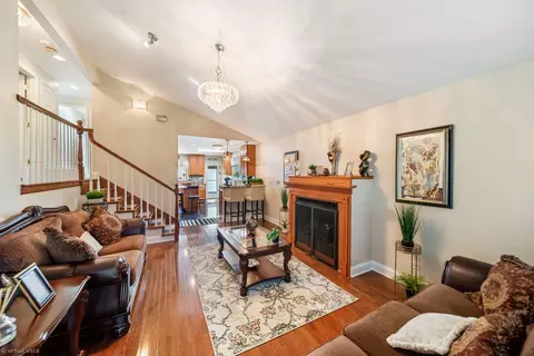 Other - 511 Maple Ln, Hillside, IL 60162 photo 2 of 7