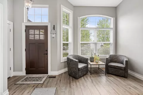 Entry Way - 1716 Glenford Ct, Plainfield, IL 60586 photo 3 of 3