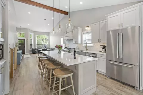 Kitchen - 1716 Glenford Ct, Plainfield, IL 60586 photo 4 of 12