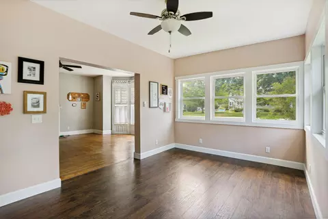 501 E Scott St, Tuscola, IL 61953 photo 17