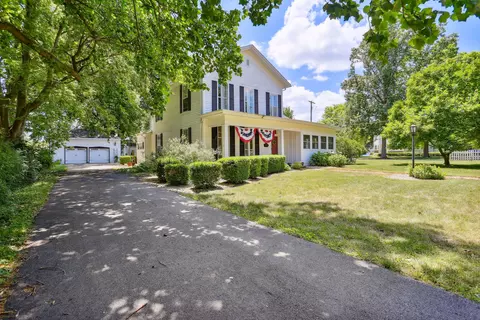 501 E Scott St, Tuscola, IL 61953 photo 42