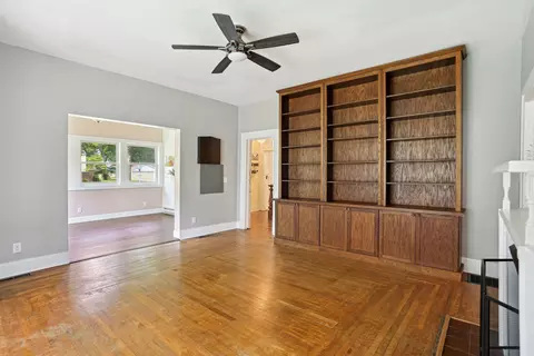 501 E Scott St, Tuscola, IL 61953 photo 11