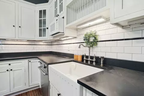 501 E Scott St, Tuscola, IL 61953 photo 15