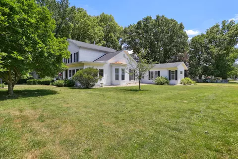 501 E Scott St, Tuscola, IL 61953 photo 43