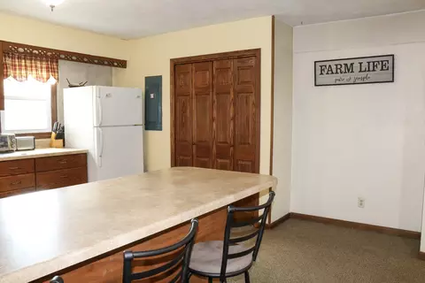 19716 Acker Rd, Fulton, IL 61252 photo 3