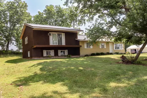 19716 Acker Rd, Fulton, IL 61252 photo 33