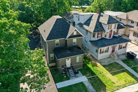 127 John St, Dekalb, IL 60115