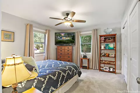 Bedroom - 807 S Emerald Dr, Mchenry, IL 60051 photo 2 of 3