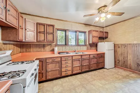 225 Herrick Rd, Riverside, IL 60546 photo 12