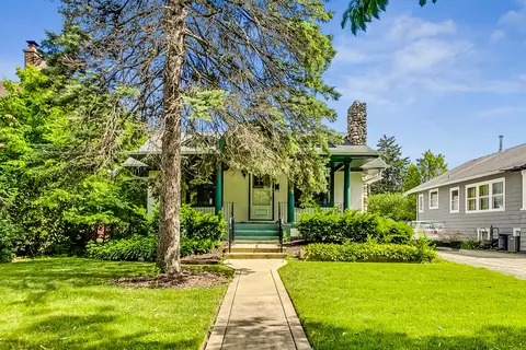 225 Herrick Rd, Riverside, IL 60546
