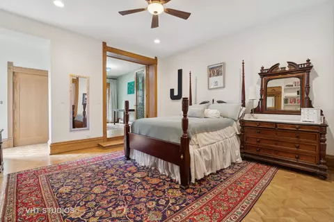 60 Elm St, Chicago, IL 60611 photo 31