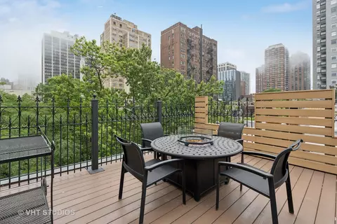 60 Elm St, Chicago, IL 60611 photo 44