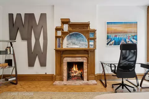 60 Elm St, Chicago, IL 60611 photo 29