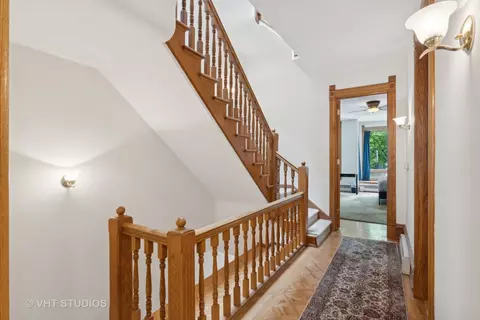 60 Elm St, Chicago, IL 60611 photo 21