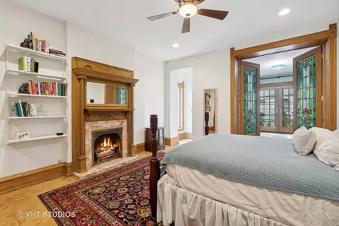 60 Elm St, Chicago, IL 60611 photo 32
