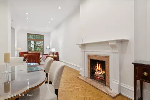 60 Elm St, Chicago, IL 60611 photo 11