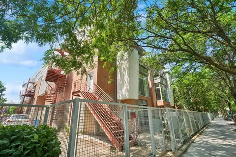 1920 S Federal St #D, Chicago, IL 60616