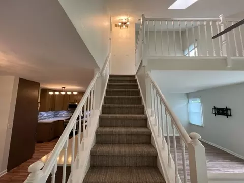 Entry Way - 502 Crossing Ct #33, Rolling Meadows, IL 60008 photo 1 of 2