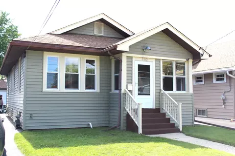 110 N Victory St, Waukegan, IL 60085