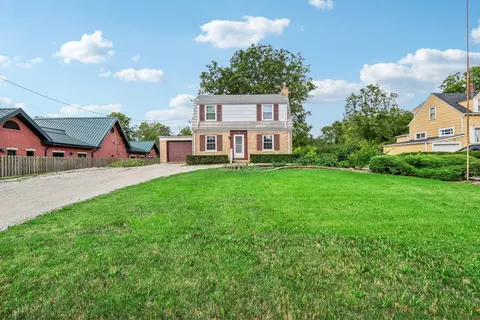 10 N Elmhurst Rd, Prospect Heights, IL 60070