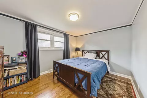 Bedroom - 2517 Central Rd, Glenview, IL 60025 photo 2 of 2