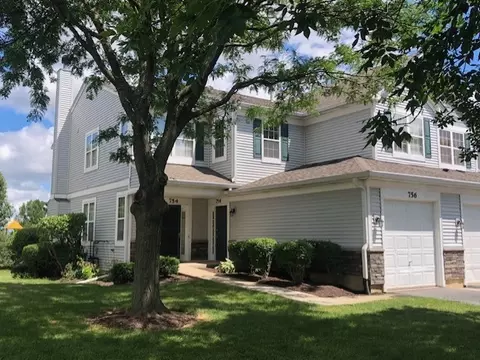 756 Genesee Dr #756, Naperville, IL 60563
