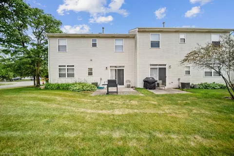 Exterior - 7213 Manchester Dr, Plainfield, IL 60586 photo 1 of 2