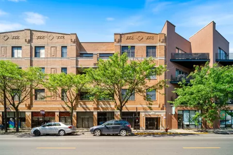 2040 W Belmont Ave #206, Chicago, IL 60618
