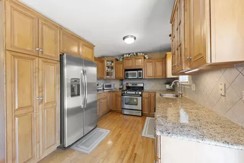 Kitchen - 751 Evergreen Ln, Bartlett, IL 60103 photo 1 of 1