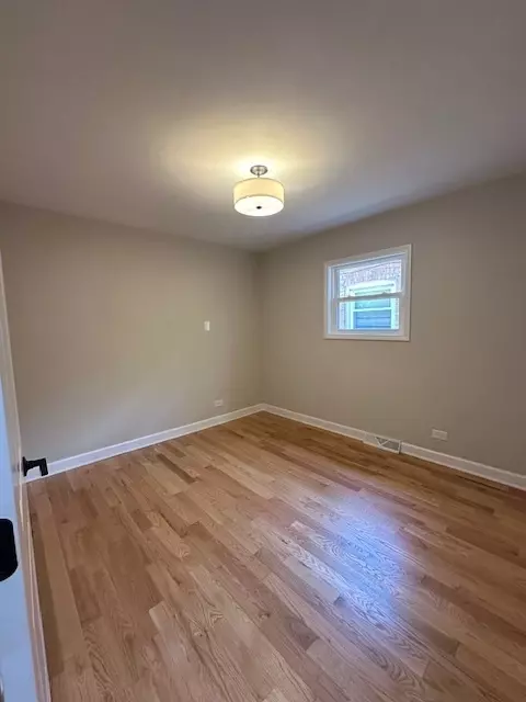 4525 Cracow Ave, Lyons, IL 60534 photo 13