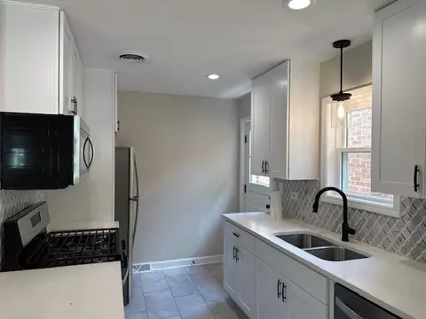 4525 Cracow Ave, Lyons, IL 60534 photo 3
