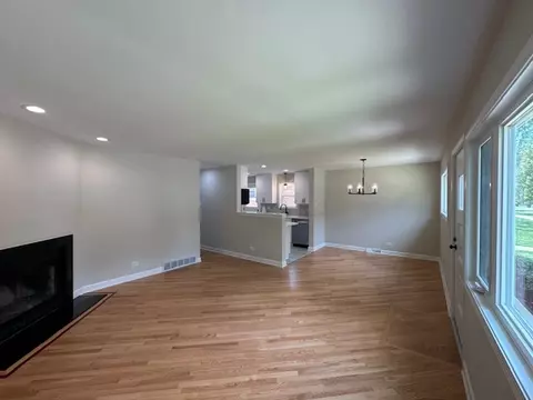 4525 Cracow Ave, Lyons, IL 60534 photo 9