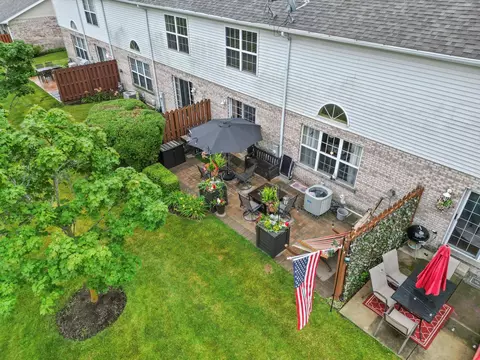 Exterior - 19403 Tramore Ln, Mokena, IL 60448 photo 6 of 6