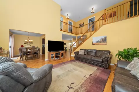 Living - 19403 Tramore Ln, Mokena, IL 60448 photo 3 of 3