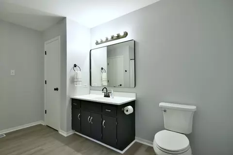 Bath - 7009 Manchester Dr, Plainfield, IL 60586 photo 1 of 4