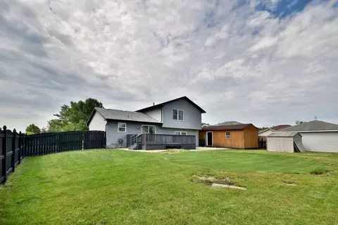 Exterior - 7009 Manchester Dr, Plainfield, IL 60586 photo 4 of 12