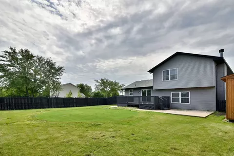 Exterior - 7009 Manchester Dr, Plainfield, IL 60586 photo 6 of 12
