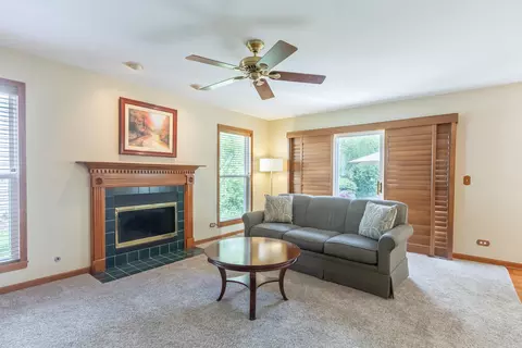 1533 Derby Ln, Bartlett, IL 60103 photo 14
