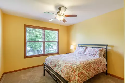 1533 Derby Ln, Bartlett, IL 60103 photo 23