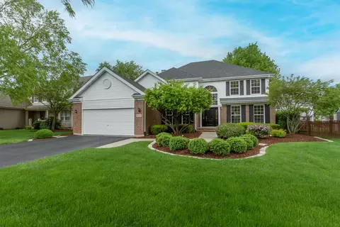 1533 Derby Ln, Bartlett, IL 60103