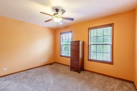 1533 Derby Ln, Bartlett, IL 60103 photo 25
