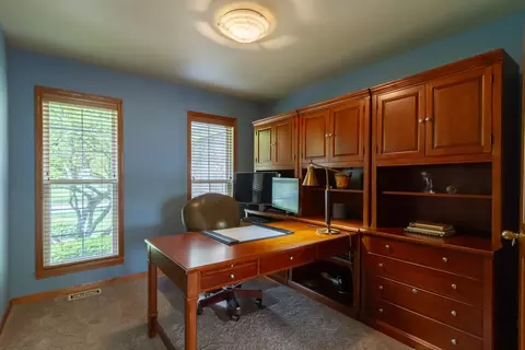 1533 Derby Ln, Bartlett, IL 60103 photo 5
