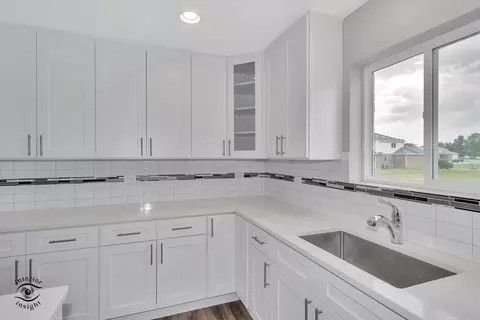 Kitchen - 26159 County Fair Dr, Monee, IL 60449 photo 3 of 4